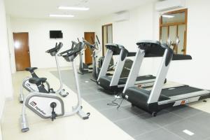 Riyam Hotel Маскат Екстериор снимка