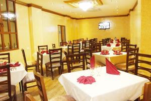 Riyam Hotel Маскат Екстериор снимка